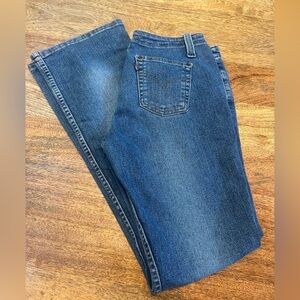Levi's Women's juniors size 8 Too super low stretch blue Jeans
